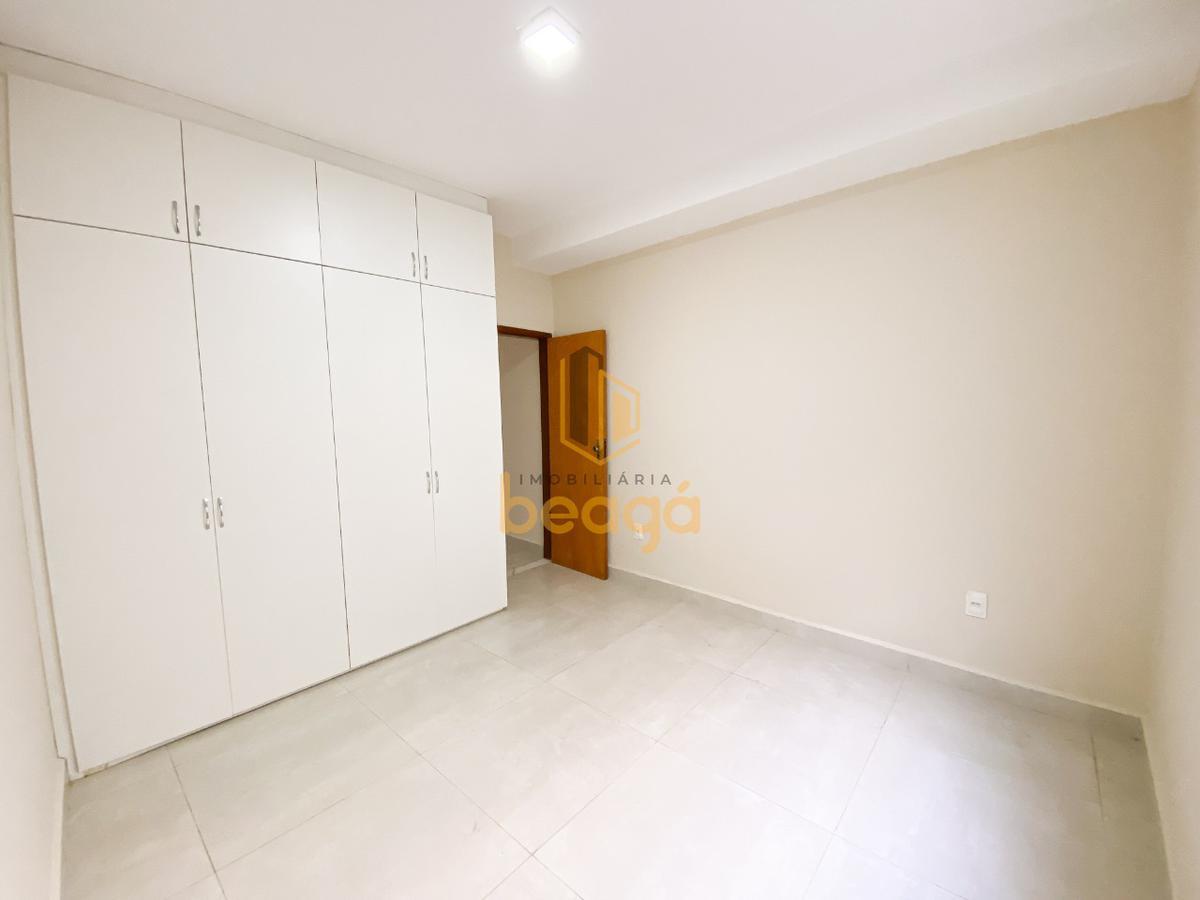 Casa, Santa Terezinha, 3 Quartos, 4 Vagas, 1 Suíte