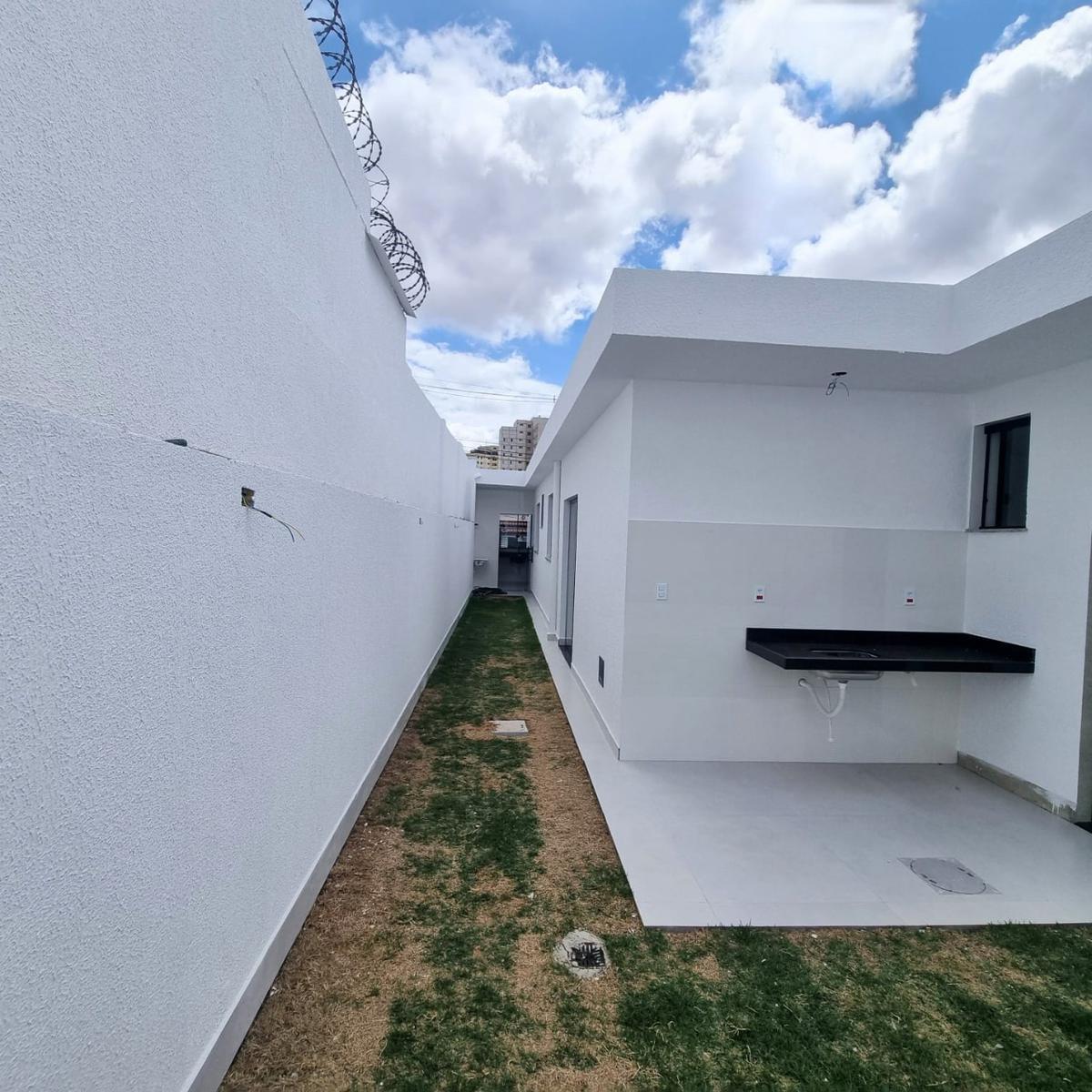 Casa, Planalto, 3 Quartos, 3 Vagas, 1 Suíte