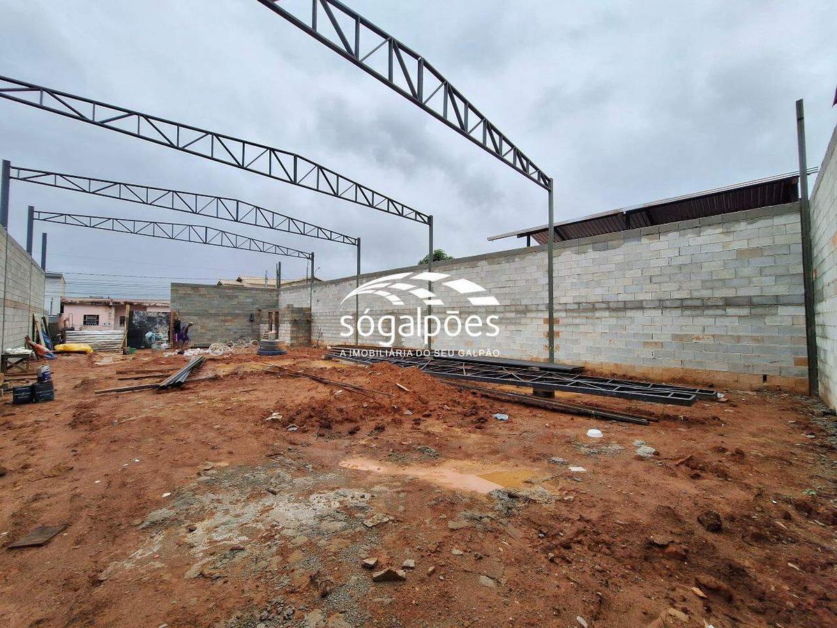 Galpão, Pedra Azul, 3 Vagas