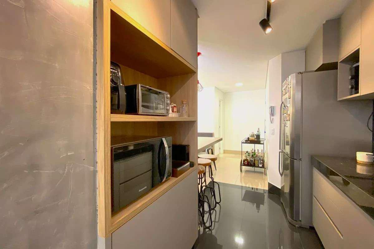 Apartamento, Funcionários, 2 Quartos, 2 Vagas, 2 Suítes