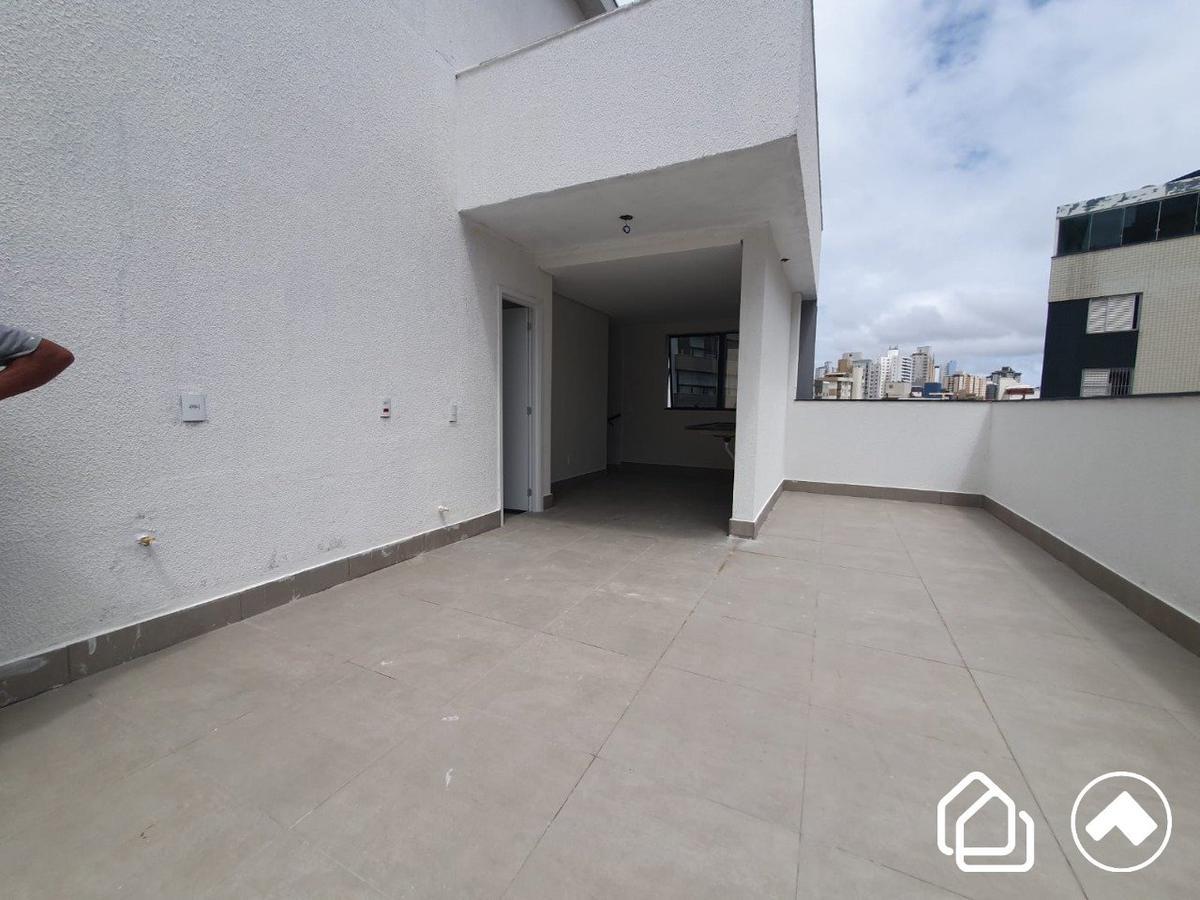 Cobertura, Estoril, 2 Quartos, 2 Vagas, 1 Suíte