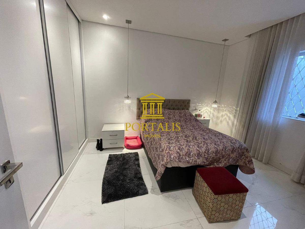 Casa, Graça, 3 Quartos, 2 Vagas, 1 Suíte