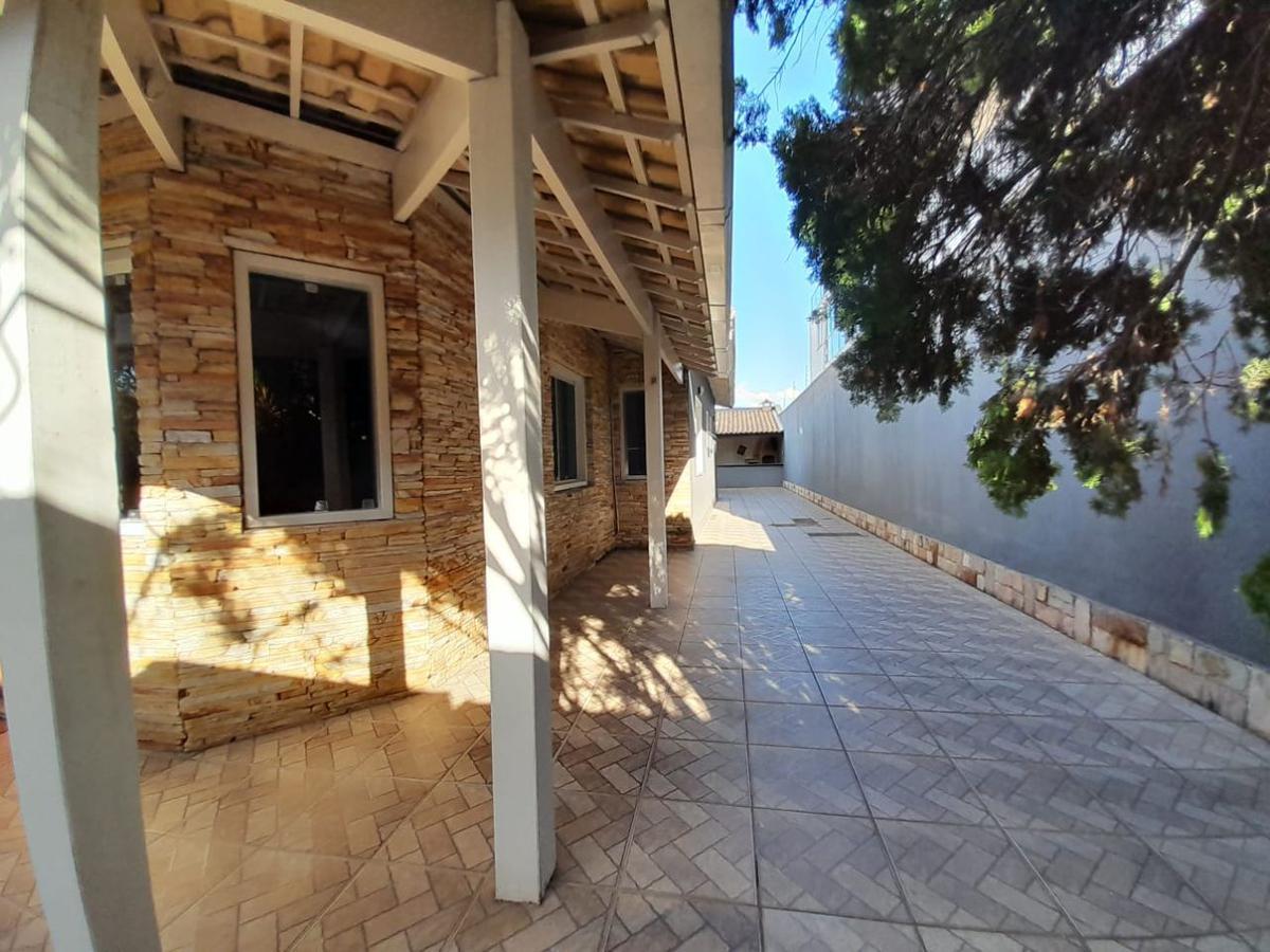 Casa, Heliópolis, 3 Quartos, 10 Vagas, 1 Suíte