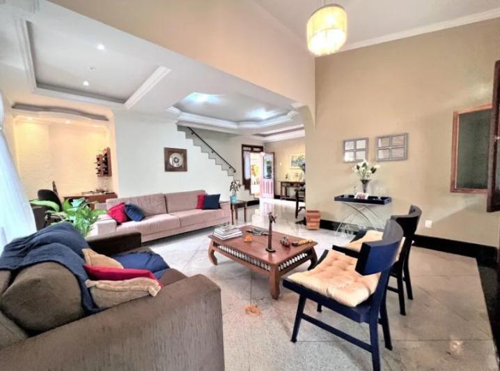 Casa, São Luiz (pampulha), 5 Quartos, 8 Vagas, 2 Suítes