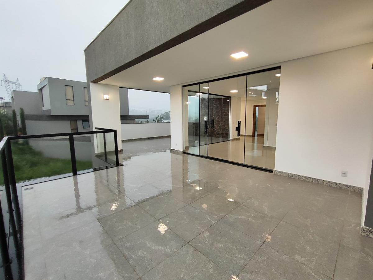 Casa, Alphaville Minas Gerais, 3 Quartos, 4 Vagas, 2 Suítes
