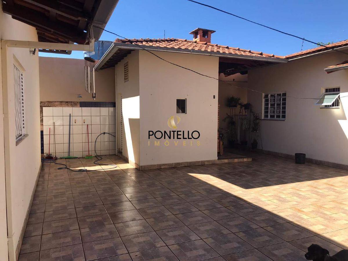 Casa, Jardim Europa, 5 Quartos, 3 Vagas, 1 Suíte