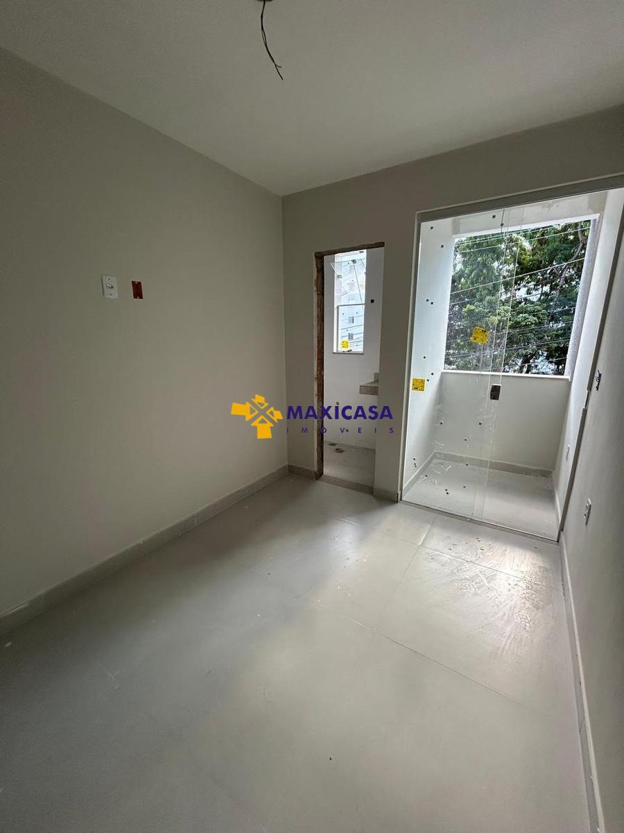 Casa, Planalto, 2 Quartos, 1 Vaga, 1 Suíte
