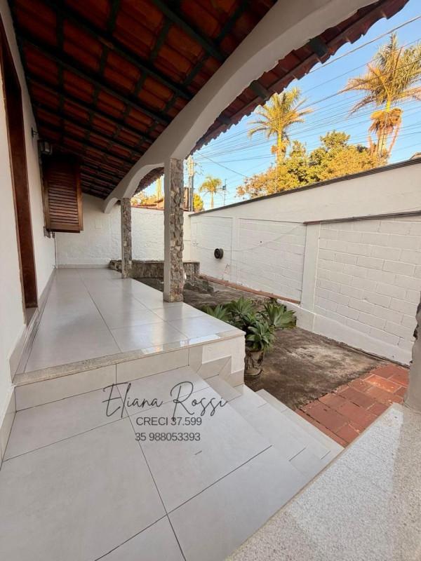 Casa, Pinheiros, 3 Quartos, 3 Vagas, 1 Suíte