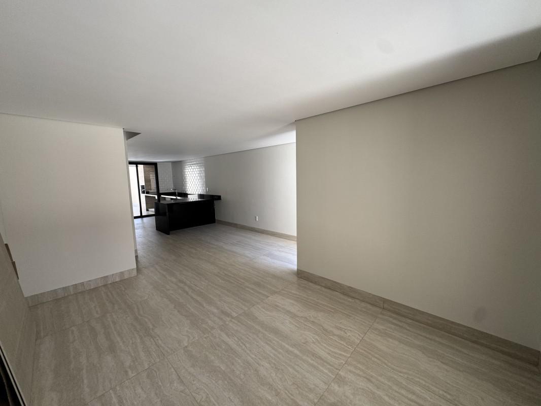 Casa, Jaraguá, 4 Quartos, 3 Vagas, 1 Suíte