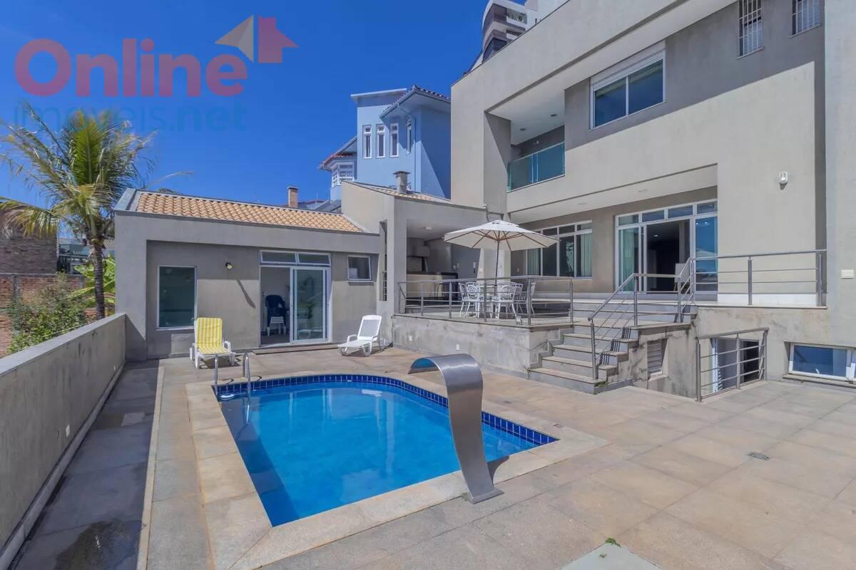 Casa, Santa Lúcia, 4 Quartos, 0 Vaga, 2 Suítes