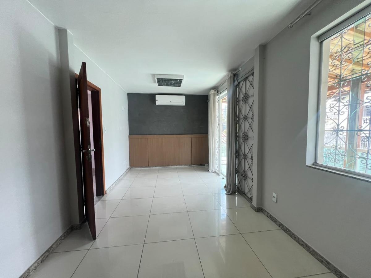 Casa Comercial, Nova Suíssa, 0 Quarto, 0 Vaga