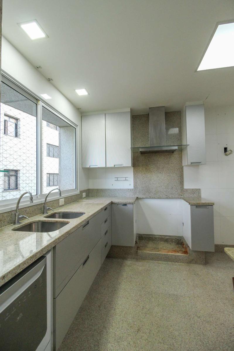 Cobertura, Serra, 4 Quartos, 6 Vagas, 2 Suítes