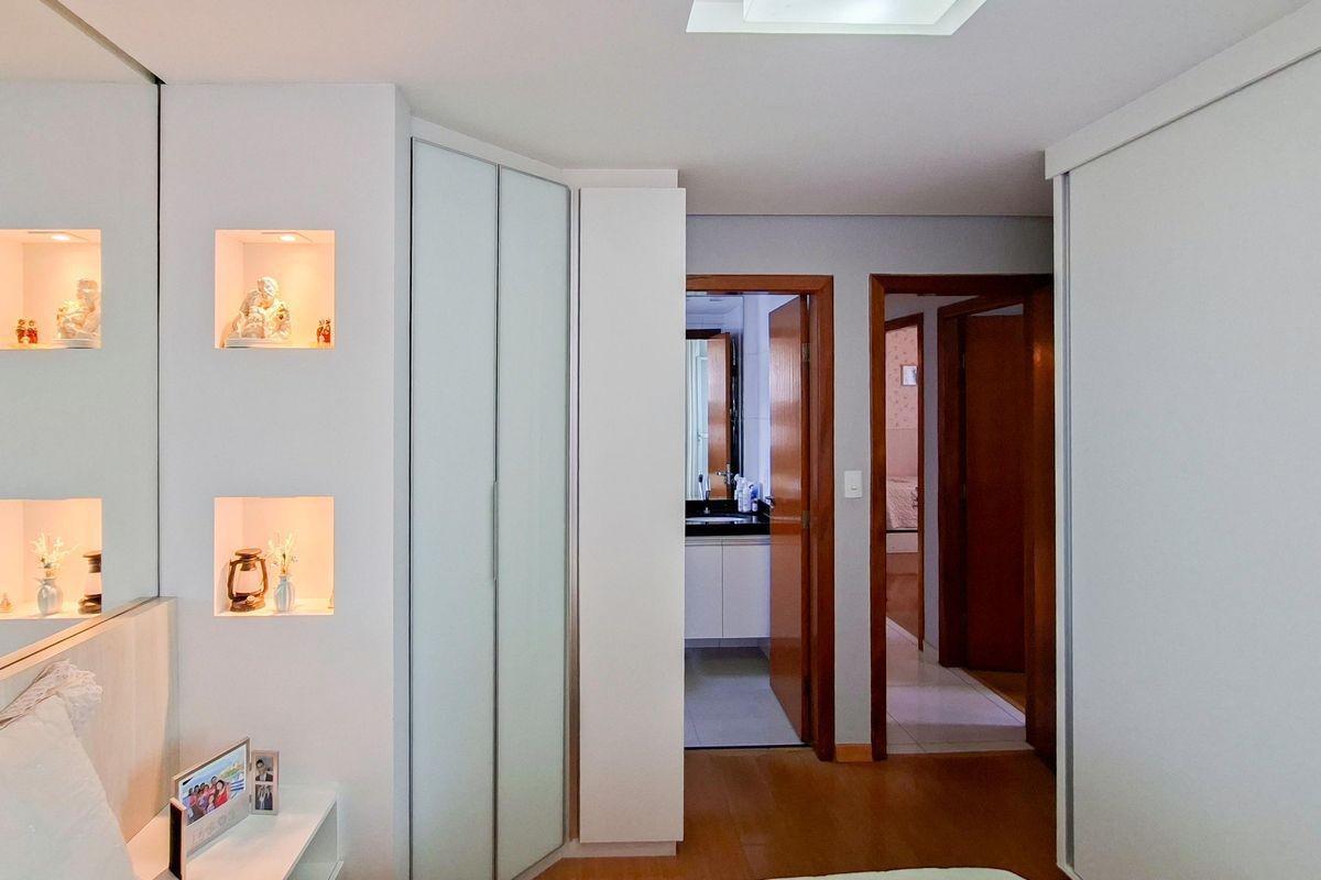 Apartamento, Sagrada Família, 3 Quartos, 2 Vagas, 2 Suítes