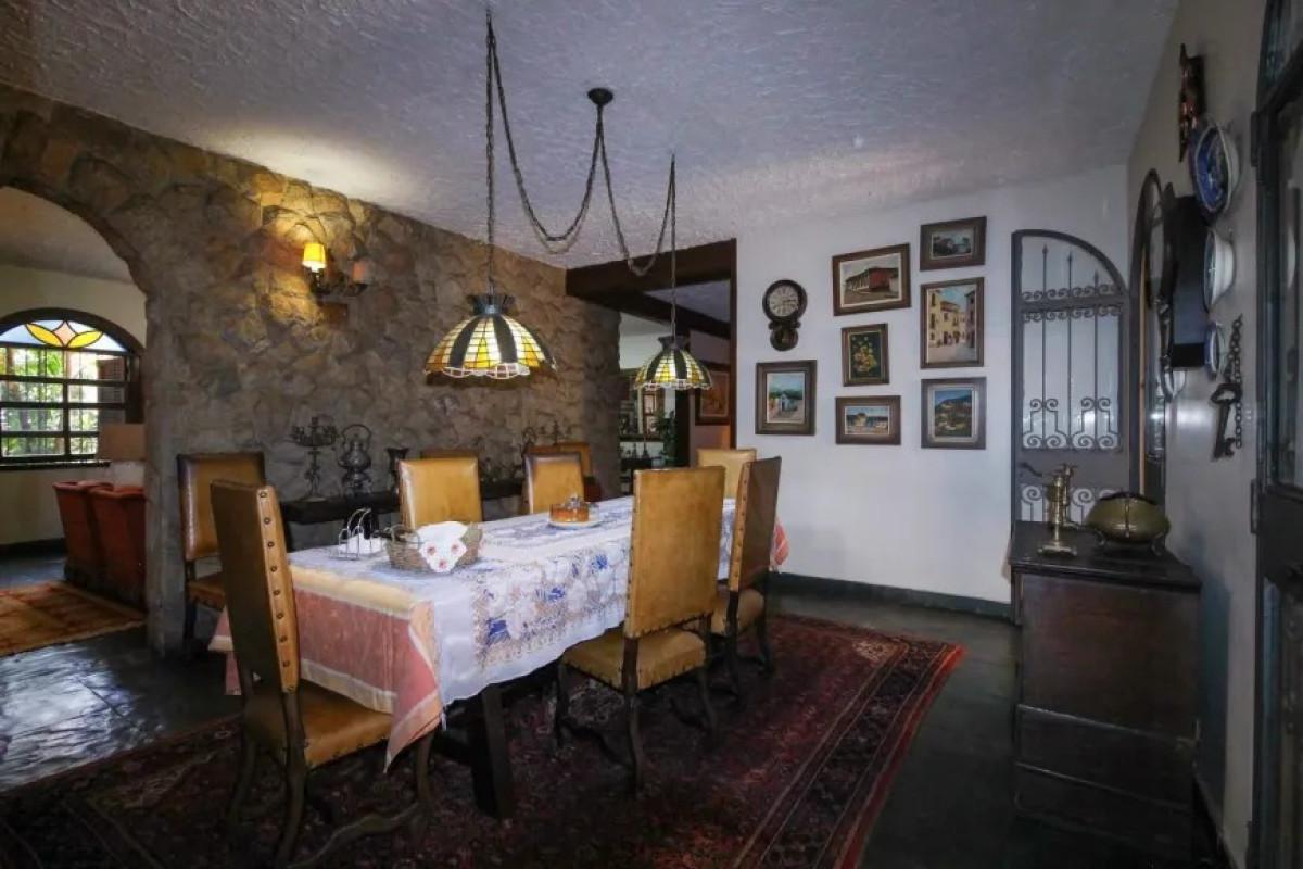 Casa, São Bento, 4 Quartos, 8 Vagas, 2 Suítes