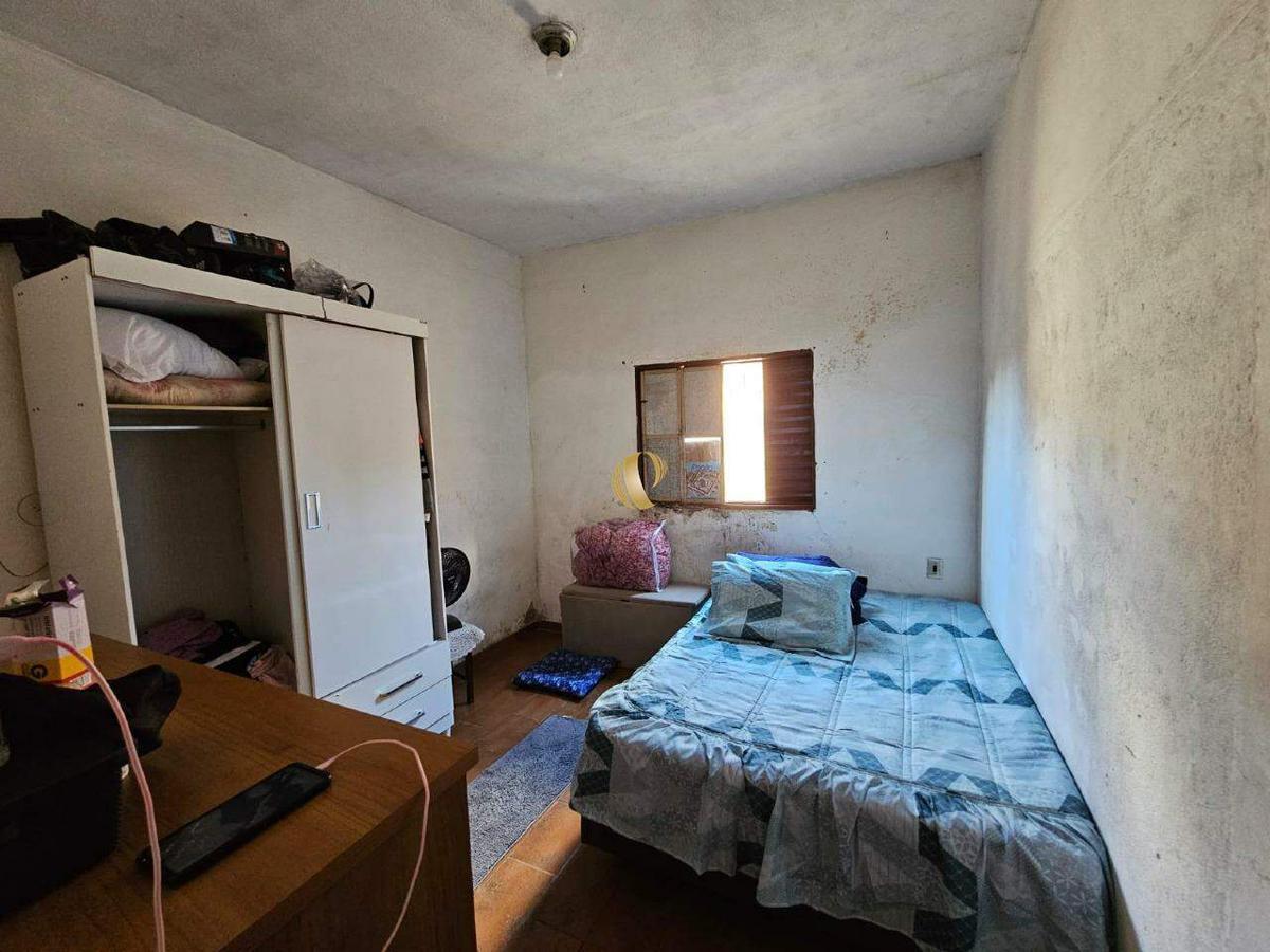 Casa, Vale das Palmeiras, 2 Quartos, 0 Vaga