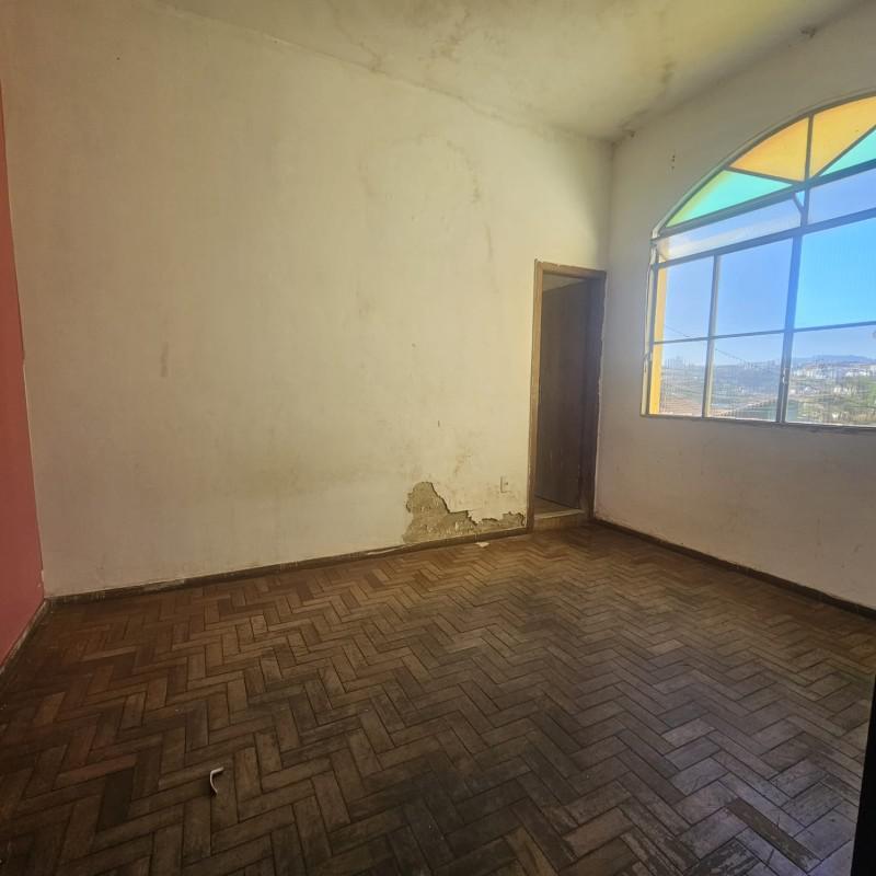 Casa Comercial, Nova Cintra, 5 Quartos, 2 Vagas, 1 Suíte