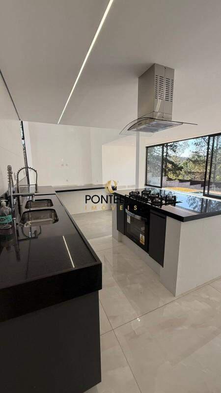 Casa, Alphaville, 4 Quartos, 4 Vagas, 4 Suítes