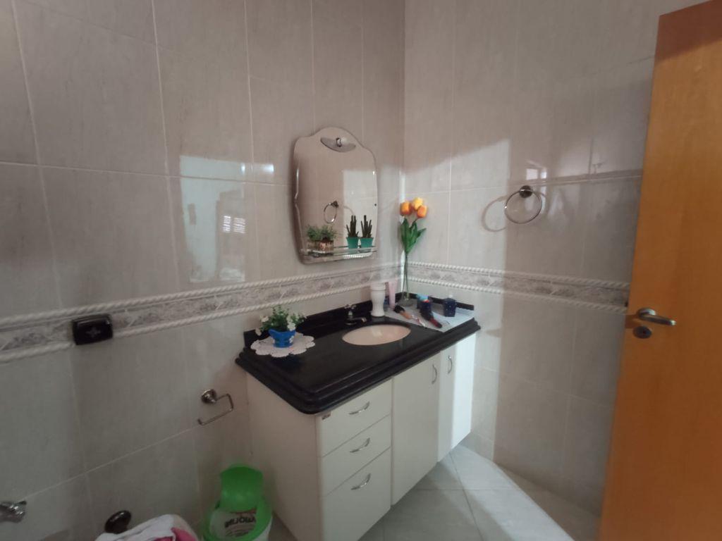 Casa, Rezende, 3 Quartos, 20 Vagas, 1 Suíte