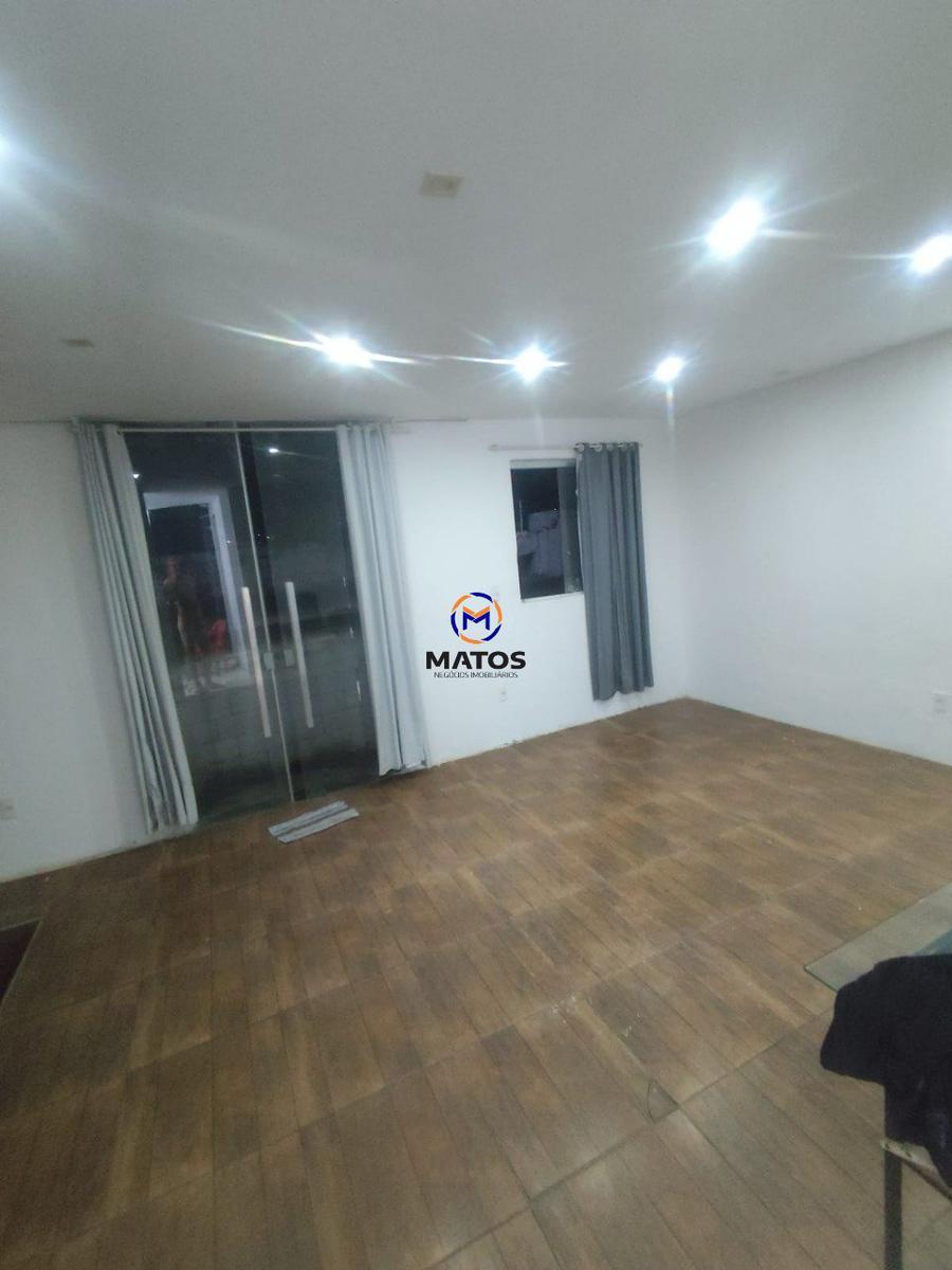 Casa, Liberdade, 3 Quartos, 0 Vaga