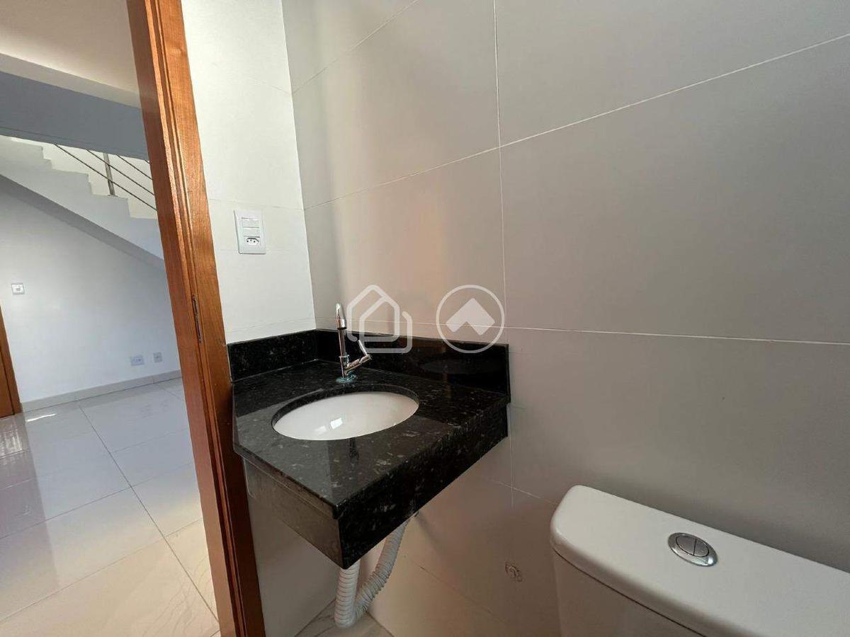 Cobertura, Santa Mônica, 2 Quartos, 1 Vaga