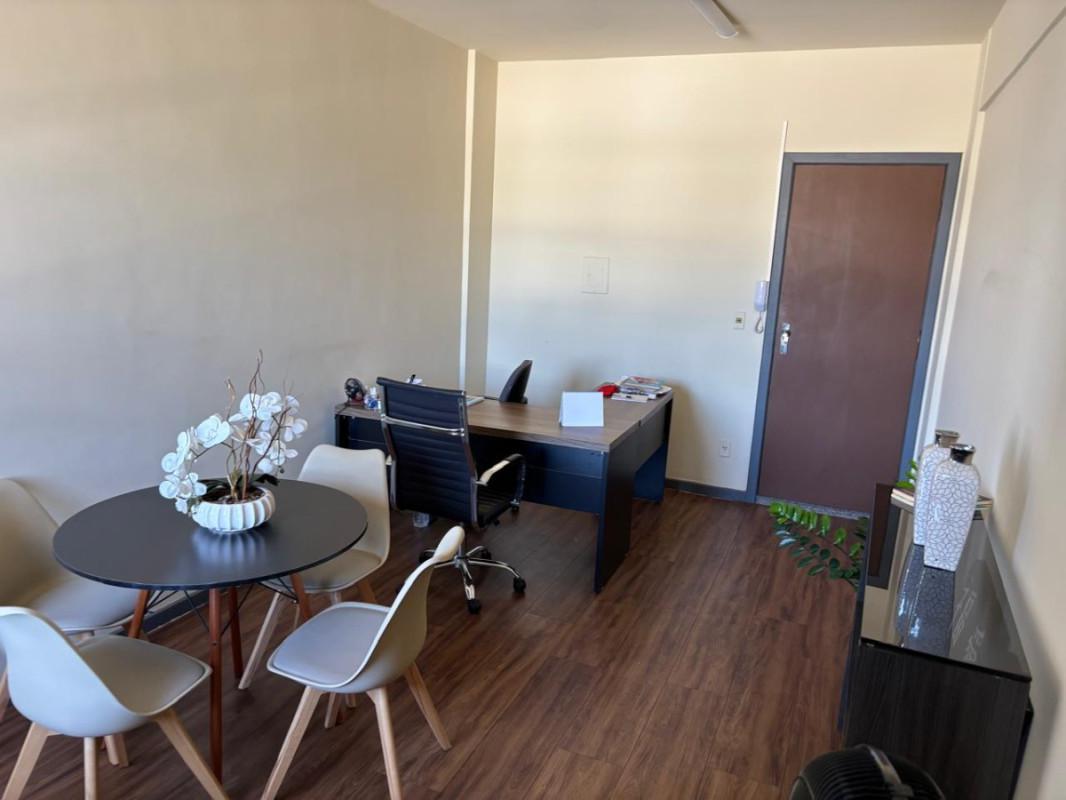 Sala, Estoril, 0 Quarto, 1 Vaga