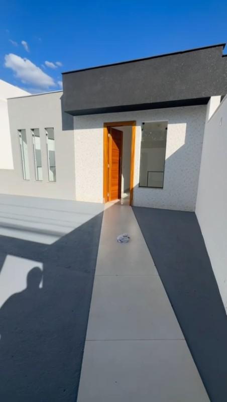 Casa, Jardim Vitória, 3 Quartos, 2 Vagas, 1 Suíte