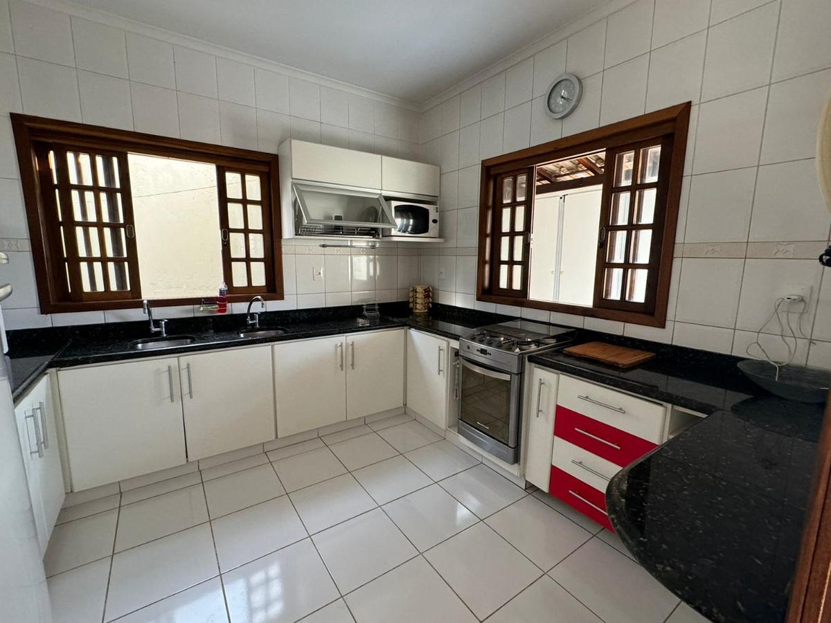 Casa, Graça, 4 Quartos, 3 Vagas, 1 Suíte