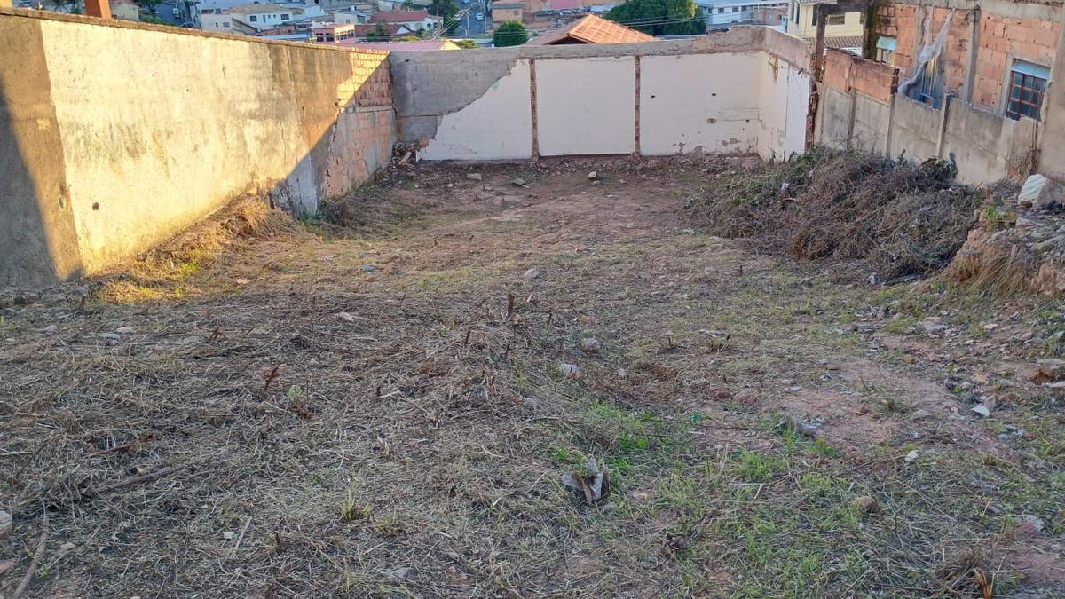 Lote, Santa Cruz, 0 Quarto, 0 Vaga