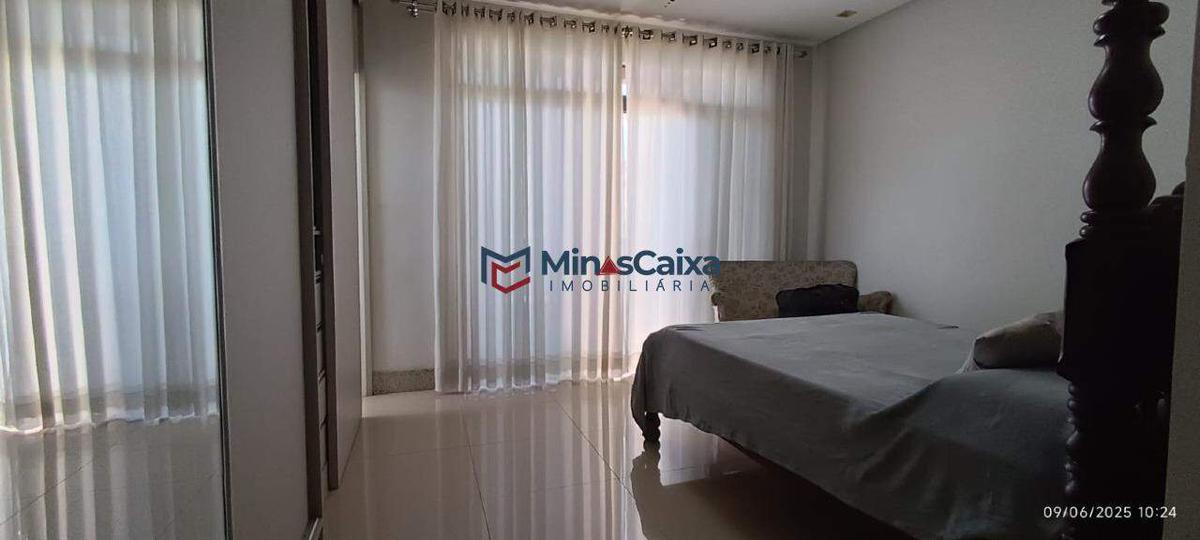 Cobertura, Alto Serenata, 4 Quartos, 3 Vagas, 3 Suítes