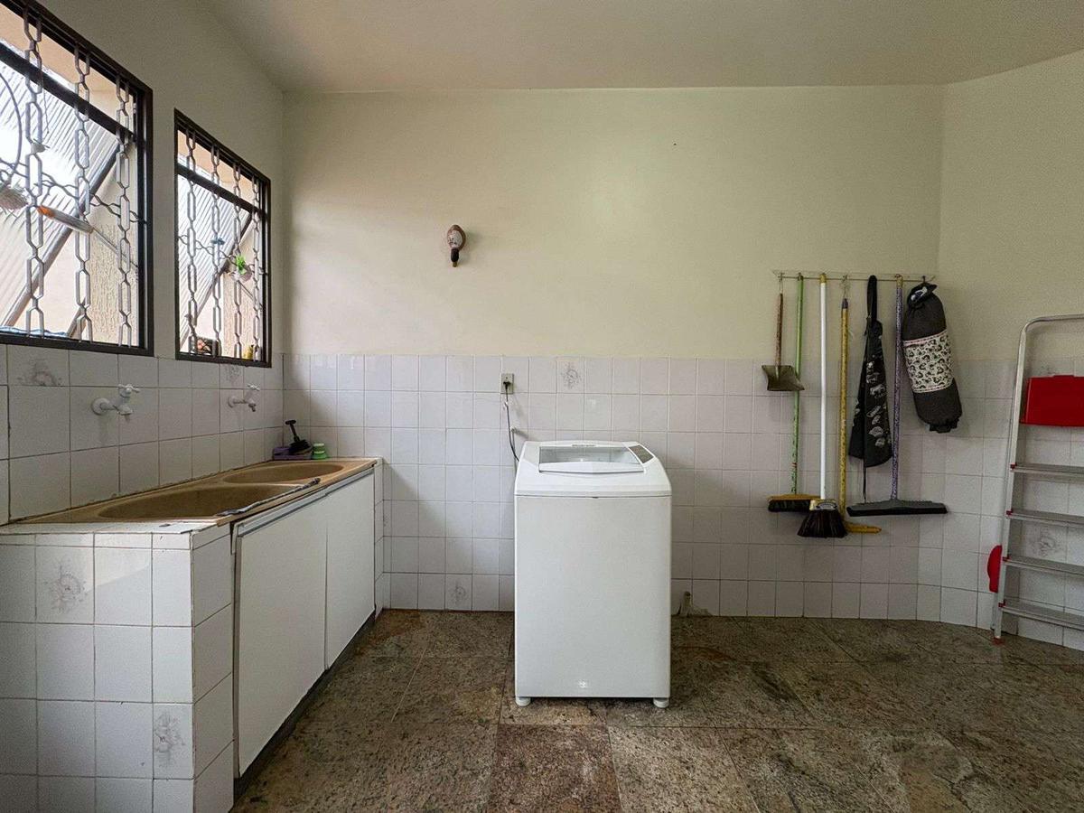 Casa, Dona Clara, 3 Quartos, 4 Vagas, 1 Suíte