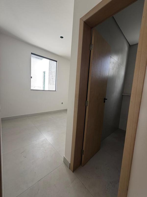 Casa, Masterville, 3 Quartos, 4 Vagas, 1 Suíte