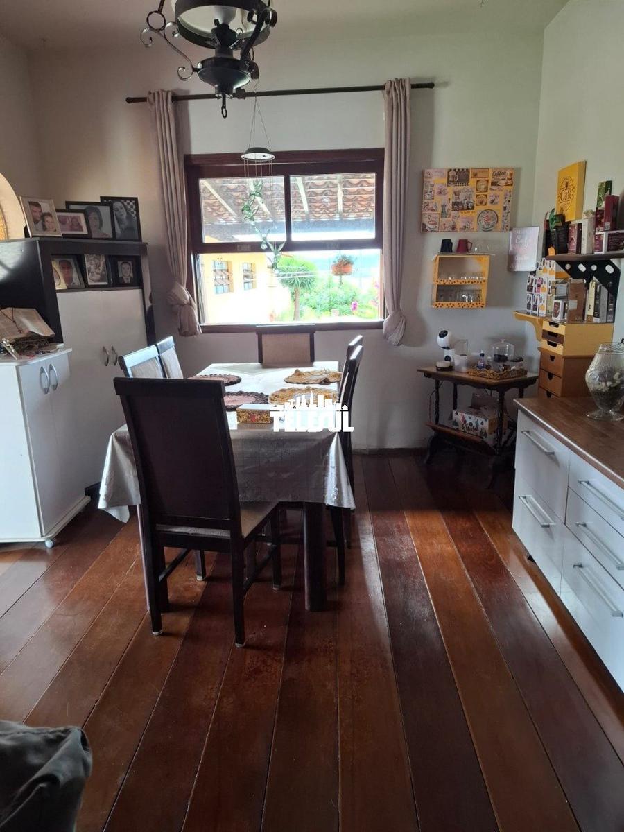 Casa, Jardim Sion, 4 Quartos, 5 Vagas, 2 Suítes