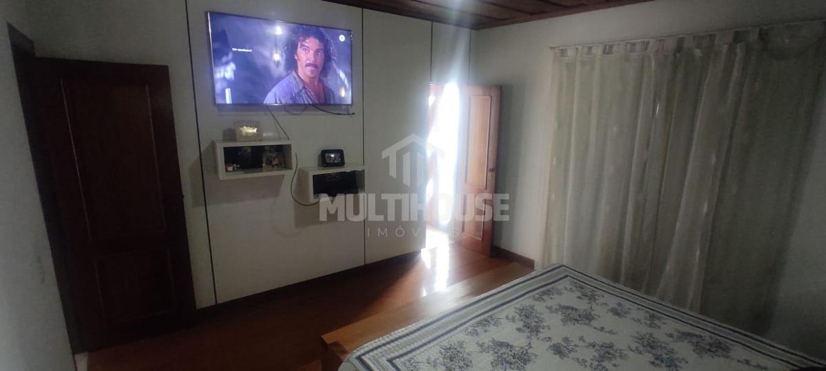 Casa, Heliópolis, 5 Quartos, 4 Vagas, 2 Suítes