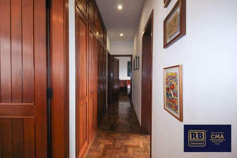 Casa, Serra, 4 Quartos, 5 Vagas, 1 Suíte