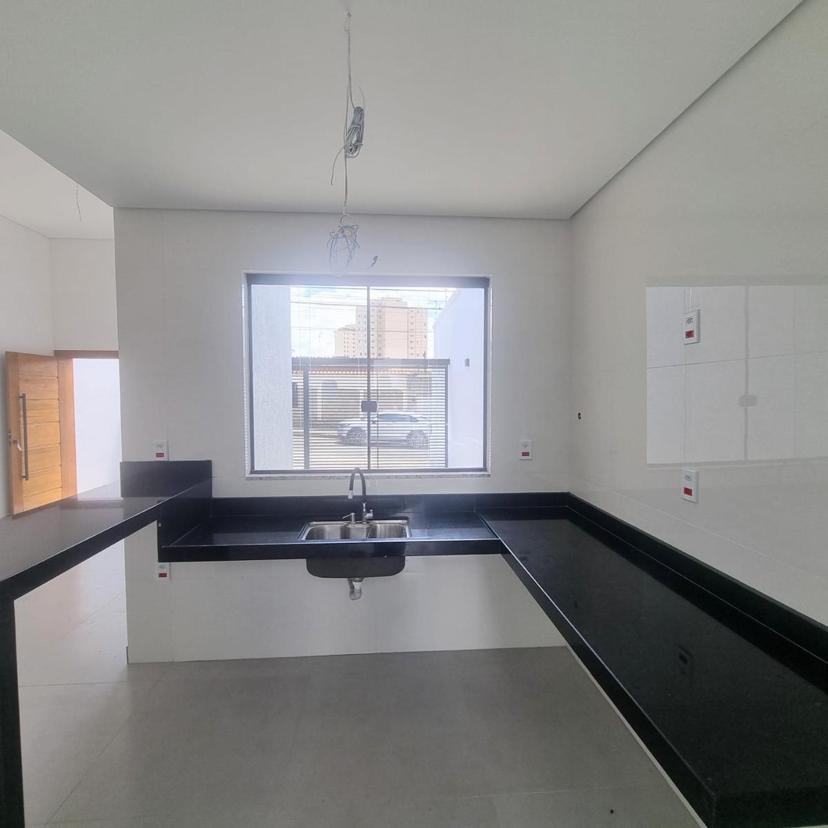 Casa, Planalto, 3 Quartos, 3 Vagas, 1 Suíte