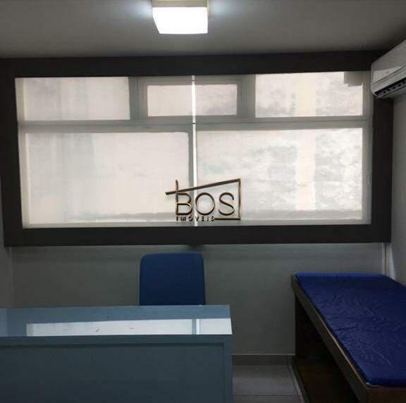 Sala, Centro, 2 Quartos, 0 Vaga