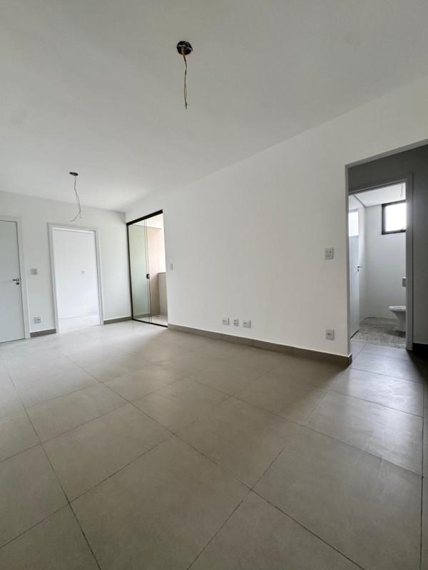 Apartamento, Sagrada Família, 3 Quartos, 2 Vagas, 1 Suíte