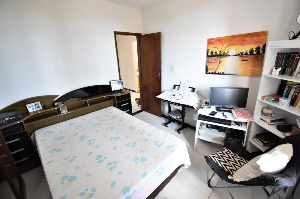 Casa, Itapoã, 3 Quartos, 2 Vagas, 1 Suíte