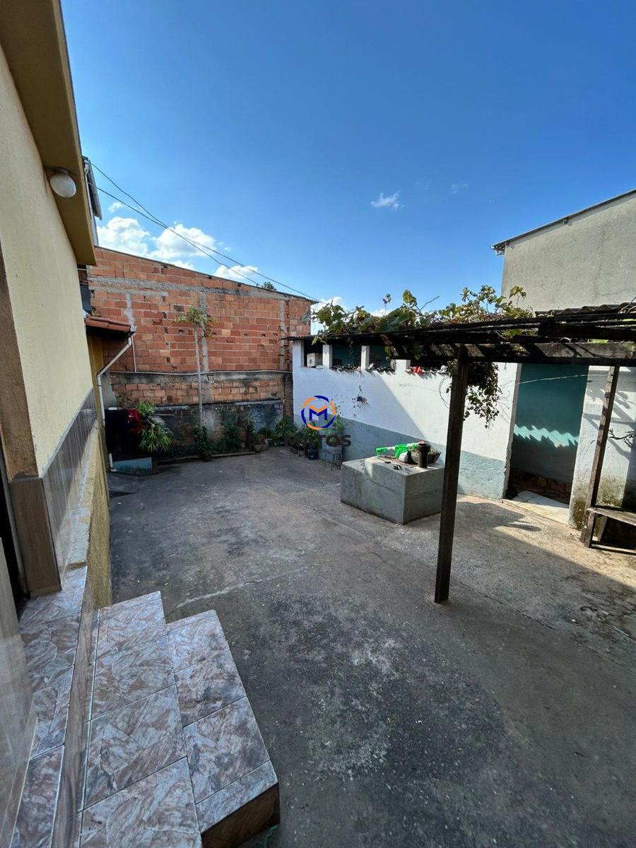 Casa, Baronesa (são Benedito), 3 Quartos, 4 Vagas