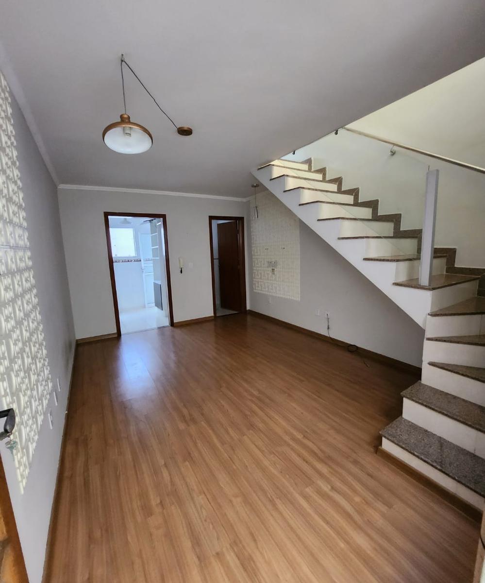 Casa, Jardim Leblon, 2 Quartos, 0 Vaga