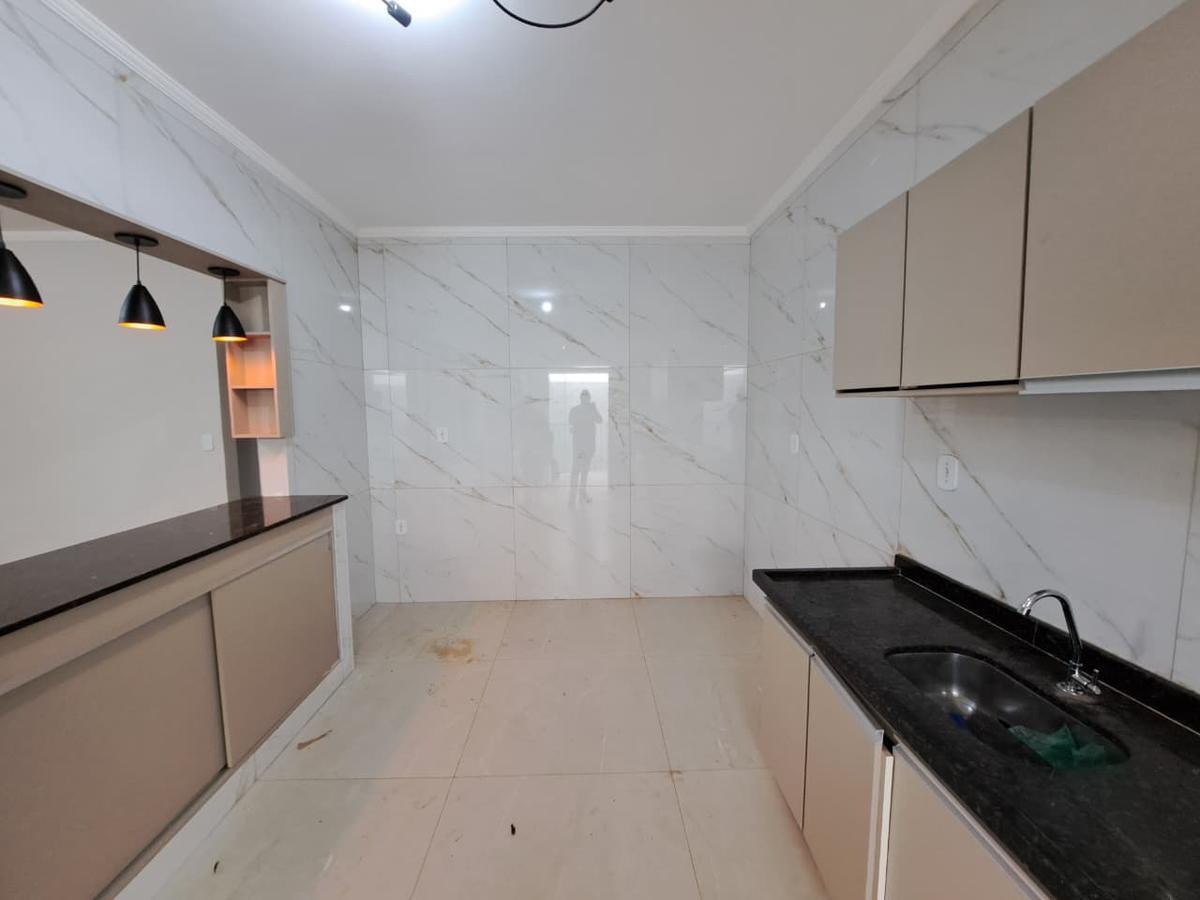Casa, Centro, 3 Quartos, 0 Vaga