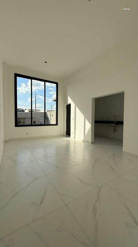 Casa, Novo Centro, 3 Quartos, 0 Vaga, 1 Suíte