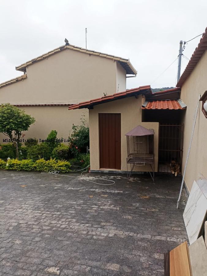 Casa, Santa Helena, 3 Quartos, 5 Vagas, 1 Suíte