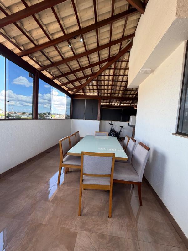 Cobertura, Pedra Azul, 2 Quartos, 2 Vagas