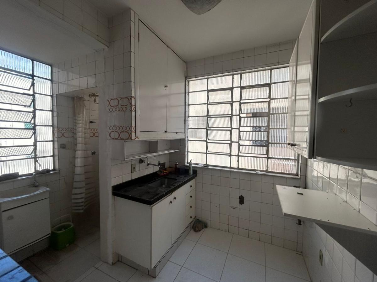 Apartamento, Floresta, 2 Quartos, 1 Vaga