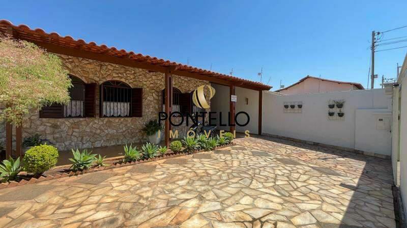 Casa, Ouro Preto, 4 Quartos, 3 Vagas, 1 Suíte
