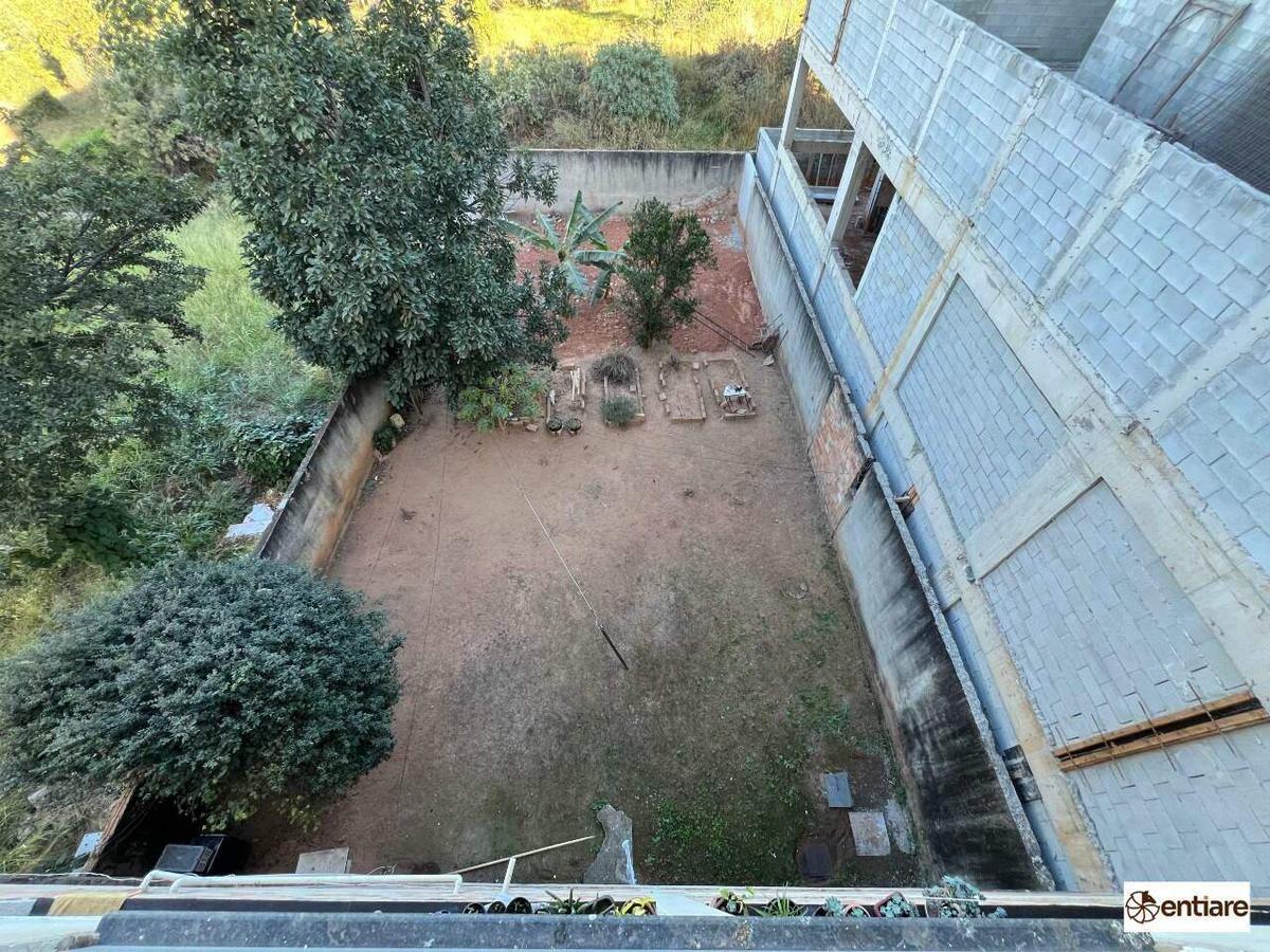 Casa, Cabral, 3 Quartos, 4 Vagas, 1 Suíte