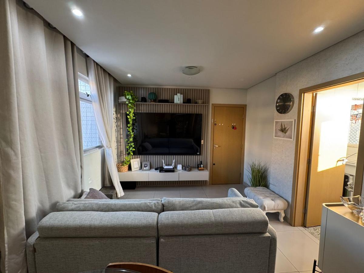 Apartamento, Colégio Batista, 2 Quartos, 2 Vagas, 1 Suíte