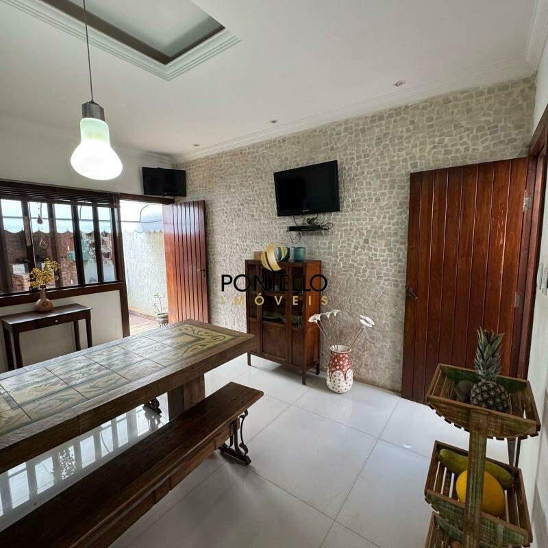 Casa, Santa Maria, 3 Quartos, 3 Vagas, 1 Suíte