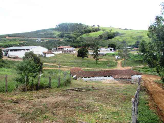 Fazenda, Zona Rural, 4 Quartos, 3 Vagas, 1 Suíte